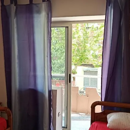 Auberge de jeunesse Sina *