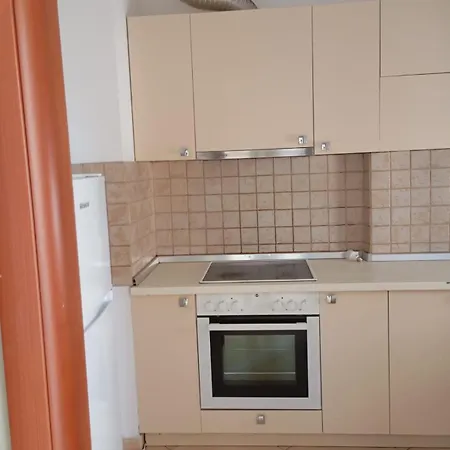 Sina Kondominium Tirana